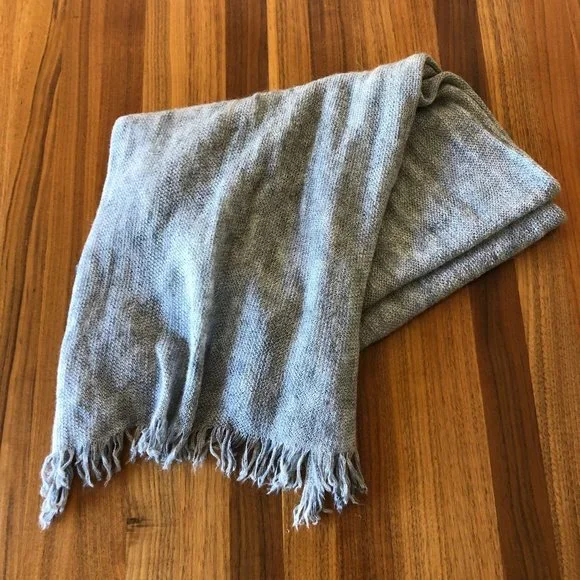 Authentic Glen Prince Gray Grey Scarf 88"x 35" Scarves - Picture 4 of 4